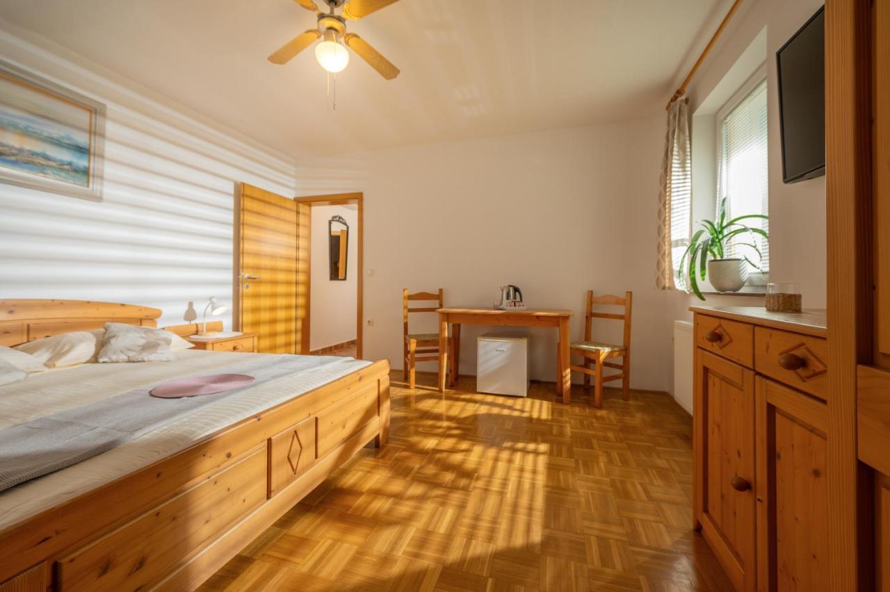 Rooms & Apartments Pr Matjon Bled Luaran gambar